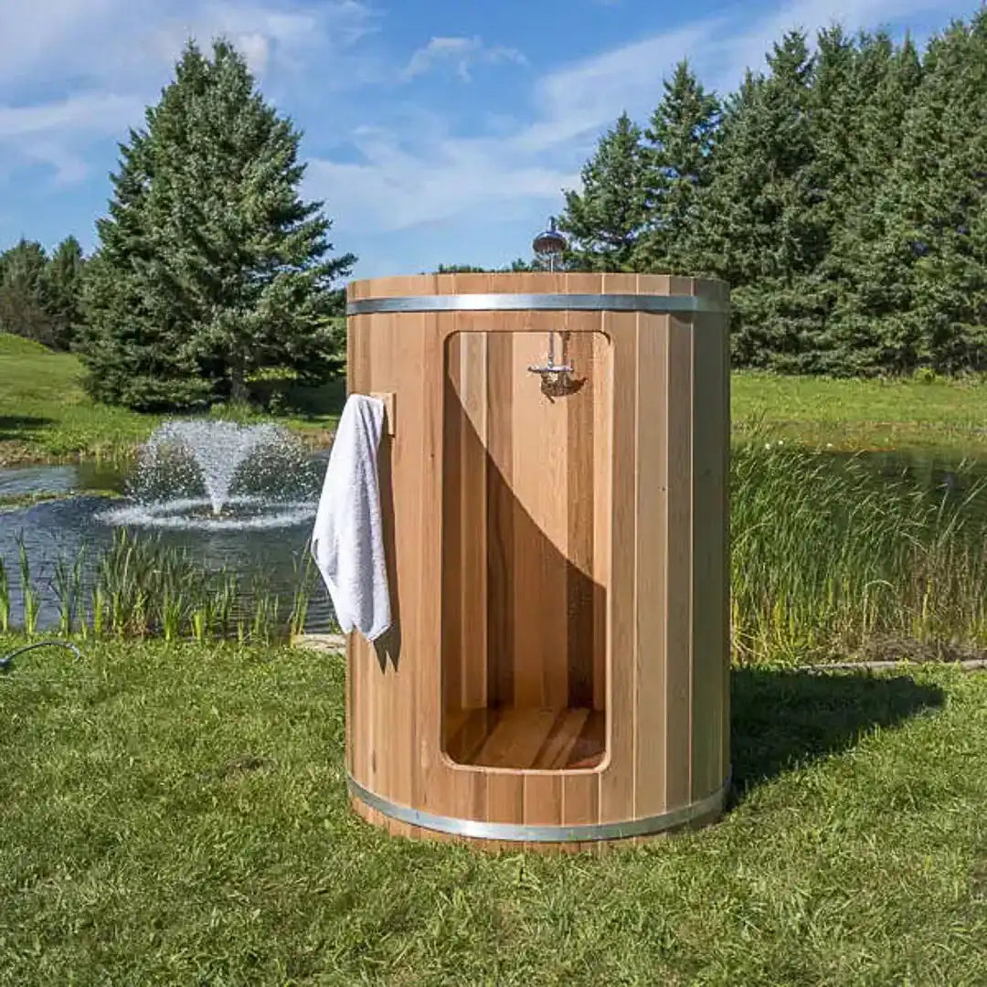 Dundalk LeisureCraft Clear Cedar Rainbow Barrel Outdoor Shower