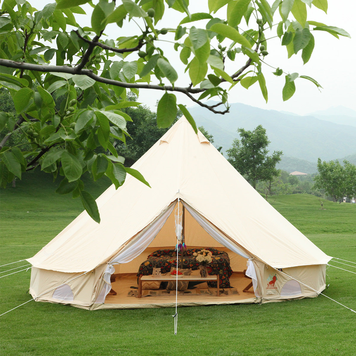 Luna Glamping 16&#39; Canvas Bell Tent