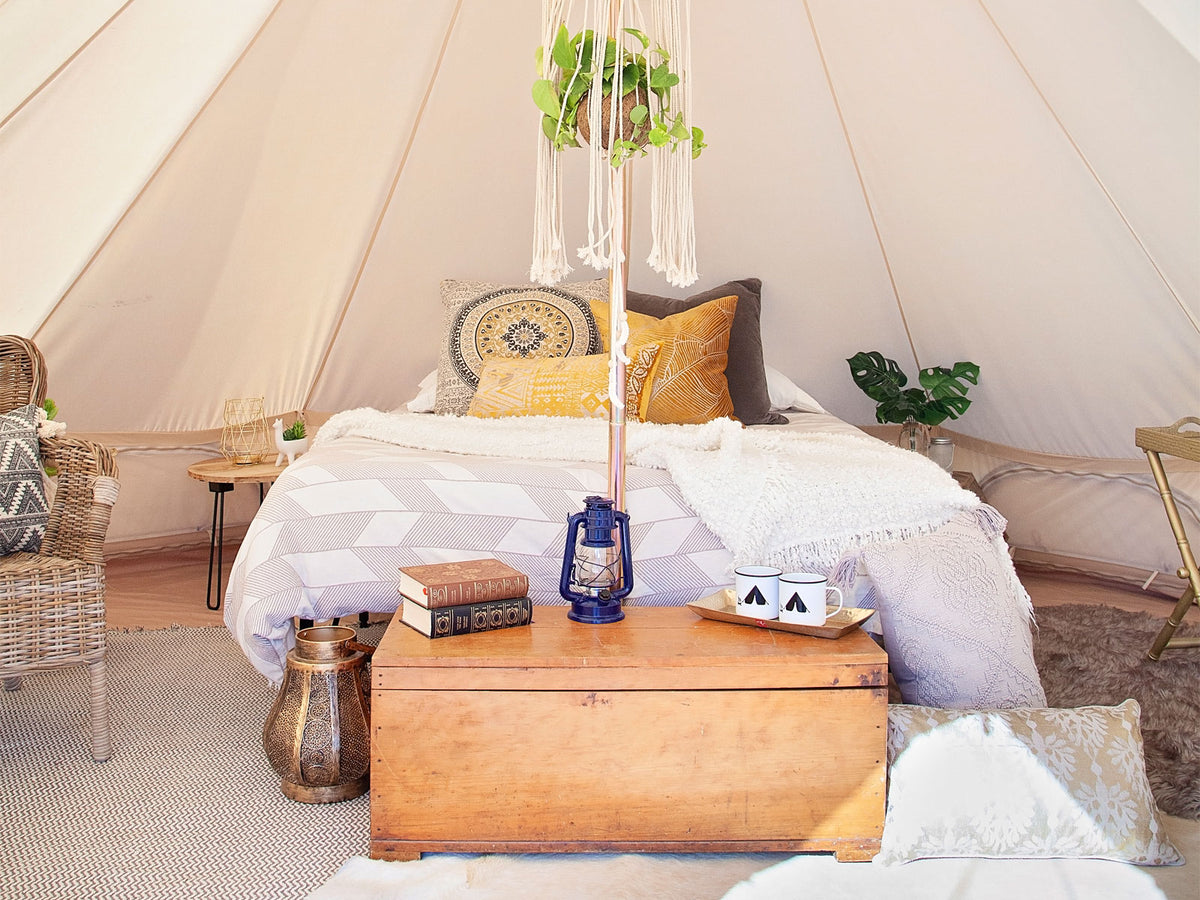 Luna Glamping 13&#39; Canvas Bell Tent