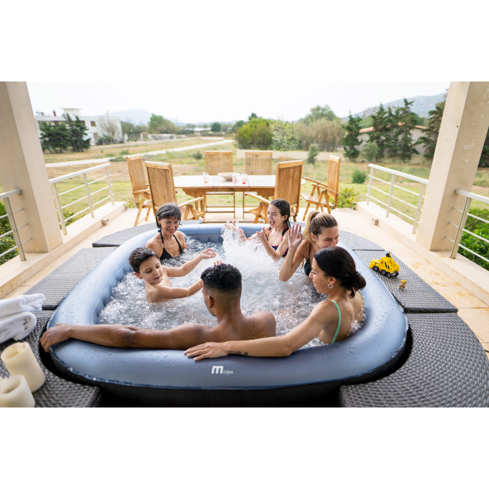 MSpa Comfort TEKAPO 6-Person Hot Tub