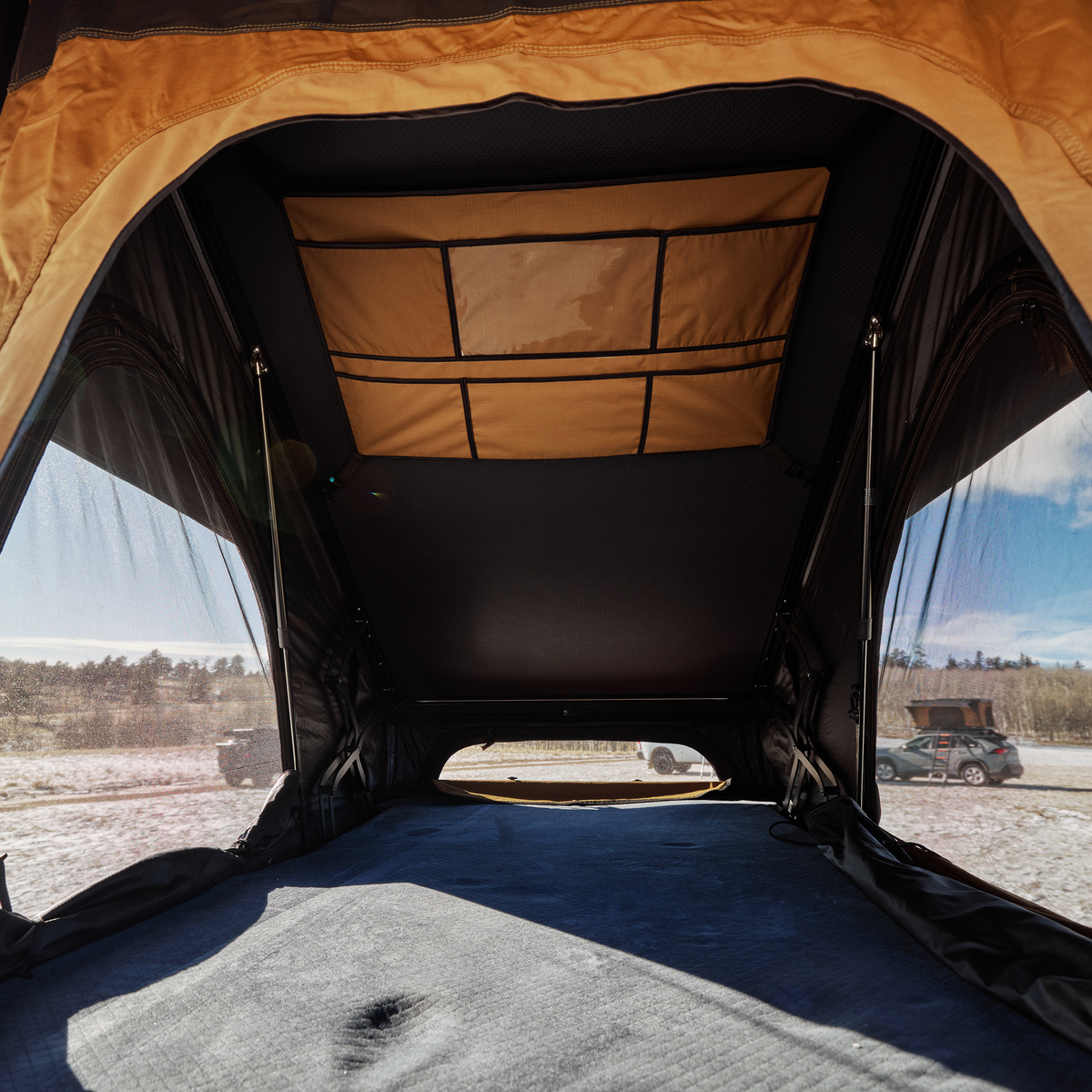 4x4 Colorado 2-Person Nimbus Hardshell Roof Top Tent